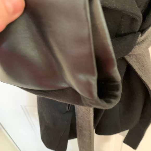 BCBG Generation coat. Size M wool blend, blue, grey collar. FauxLeather accent - Picture 4 of 7